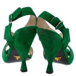 Pre Owned صندل برادا مقدمة مفتوحة سيور متقاطعة أخضر مقاس 39