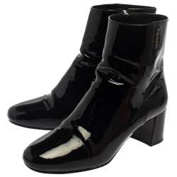 Pre Owned حذاء بوت كاحل برادا تفاصيل سحاب جلد لامع أسود مقاس 38