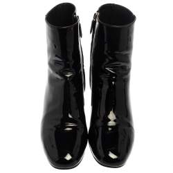 Pre Owned حذاء بوت كاحل برادا تفاصيل سحاب جلد لامع أسود مقاس 38