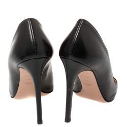 Pre Owned Prada Black Leather Pointed Toe Pumps Size 39