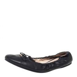 Prada Black Leather Bow Scrunch Ballet Flats Size 37 Prada | TLC