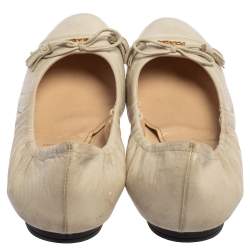 Pre Owned Prada Off White Leather Bow Scrunch Ballet Flats Size 36.5