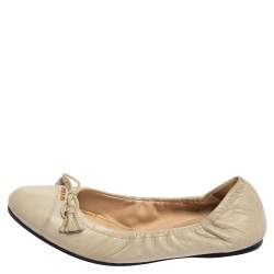 Pre Owned Prada Off White Leather Bow Scrunch Ballet Flats Size 36.5