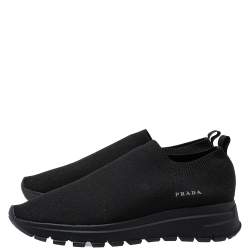 مملوكة مسبقًا Prada Black Stretch Fabric Runner Low Top Sneakers Size 39