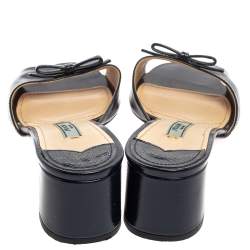 Pre Owned Prada Navy Blue Patent Leather Mules Sandals Size 37