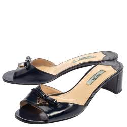 Pre Owned Prada Navy Blue Patent Leather Mules Sandals Size 37