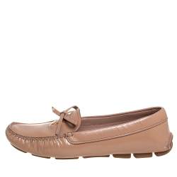 Pre Owned Prada Beige Patent Saffiano Leather Bow Slip On Loafers Size 38.5