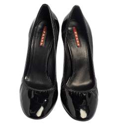 Pre Owned Prada Black Patent Leather Scrunch Pointed Toe Pumps Size 39.5