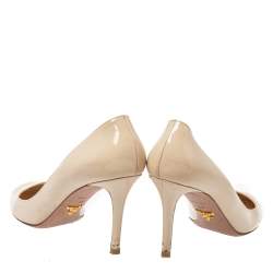 Pre Owned Prada Cream Patent Leather Pumps Size 38