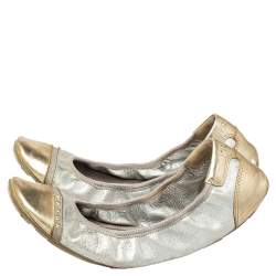 Pre Owned Prada Silver/Gold Patent And Leather Scrunchy Ballet Flats Size 38.5