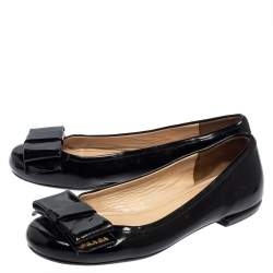 Pre Owned Prada Black Patent Leather Bow Ballet Flats Size 35