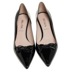 Pre Owned Prada Black Patent Leather Bow Pointed Toe Pumps Size 41