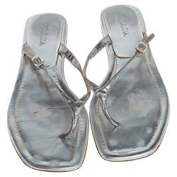 Pre Owned Prada Silver Leather Buckle Embellished Thong Sandals Size 40