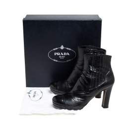 مملوكة مسبقًا Prada Black Textured Leather Cap Toe Ankle Boots Size 39