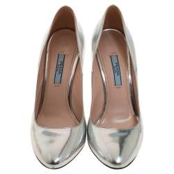 Pre Owned Prada Metallic Silver Leather Pumps Size 37