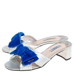 Pre Owned Prada Silver Leather And Blue Velvet Bow Slide Sandals Size 38.5