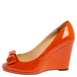 Pre Owned Prada Orange Patent Leather Bow Peep Toe Wedge Pumps Size 39.5