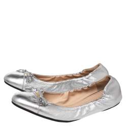 Pre Owned Prada Silver Leather Bow Scrunch Ballet Flats Size 40
