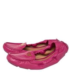Pre Owned Prada Pink Leather Scrunch Slip On Loafers Size 40