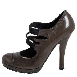 مملوكة مسبقًا Prada Pickle Green Shine Leather Triple Strap Booties Size 39 