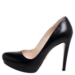 مملوكة مسبقًا حذاء كعب عالي برادا جلد أسود بنعل سميك مقاس 36.5