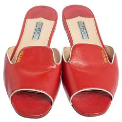 Pre Owned Prada Red Patent Leather Flat Slides Size 39