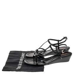 Pre Owned Prada Black Patent Leather Open Toe T Strap Sandals Size 40