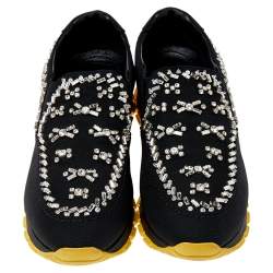 مملوكة مسبقًا حذاء رياضي سليب أون نايلون كريستال أسود مزخرف مقاس 39