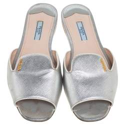 Pre Owned Prada Silver Saffiano Leather Slide Flats Size 38.5