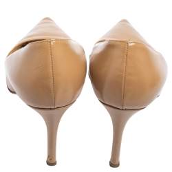 Pre Owned Prada Beige Patent Saffiano Leather Pointed Toe Pumps Size 36.5