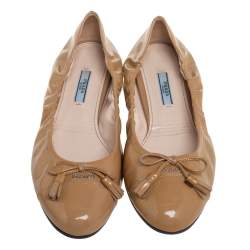 Pre Owned Prada Beige Patent Leather Tassel Bow Flats Size 42