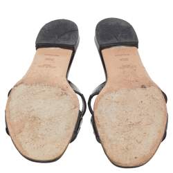 Pre Owned Prada Black Patent Leather Eyelet Detail Flat Slides Size 39.5 