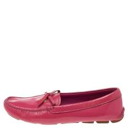 Pre Owned Prada Pink Patent Leather Bow Slip On Loafers Size 38