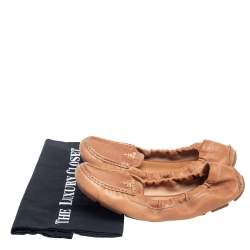 Pre Owned Prada Tan Leather Scrunch Ballet Flats Size 38.5