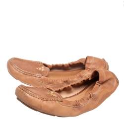 Pre Owned Prada Tan Leather Scrunch Ballet Flats Size 38.5