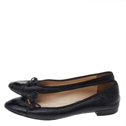 Pre Owned Prada Black Leather And Patent Leather Bow Cap Toe Ballet Flats Size 37