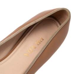 Pre Owned Prada Black/Beige Patent And Leather Bow Cap Toe Ballet Flats Size 39