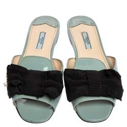 Pre Owned Prada Blue Patent Leather Bow Peep Toe Flat Slides Size 40