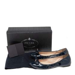 Pre Owned Prada Dark Blue Patent Leather Bow Ballet Flats Size 38.5
