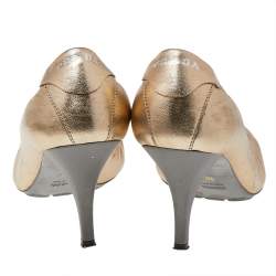 Pre Owned Prada Gold Leather Pumps Size 39.5