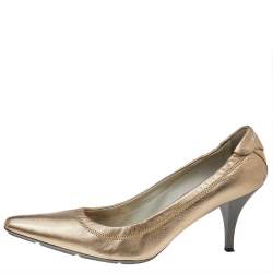 Pre Owned Prada Gold Leather Pumps Size 39.5