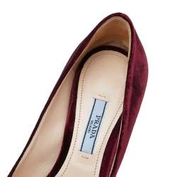 Pre Owned Prada Burgundy/Black Velvet Bow Pointed Toe Pumps Size 37