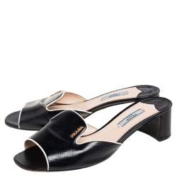 Pre Owned Prada Black Saffiano Vernice Leather Slide Sandals Size 38.5