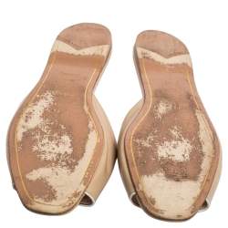 Pre Owned Prada Beige Patent Saffiano Leather Logo Embellished Flat Slide Sandals Size 39.5 