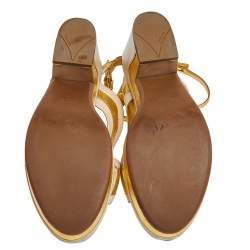 Pre Owned Prada Gold/Cream Glossy Leather Fairy Block Heel Sandals Size 41