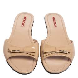 Pre Owned Prada Beige Patent Leather Bow Flat Slide Sandals Size 40