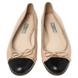Pre Owned Prada Beige/Black Leather Cap-Toe Bow Detail Ballet Flats Size 38.5