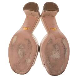 Pre Owned Prada Beige Saffiano Vernice Leather Slide Sandals Size 37
