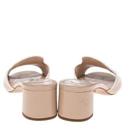 Pre Owned Prada Beige Saffiano Vernice Leather Slide Sandals Size 37