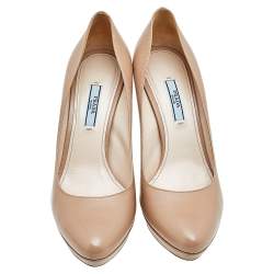 Pre Owned Prada Beige Leather Round Toe Pumps Size 39.5